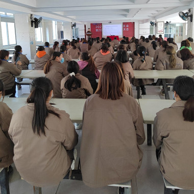 云顶集团电气集团举行“女性魅力课堂”