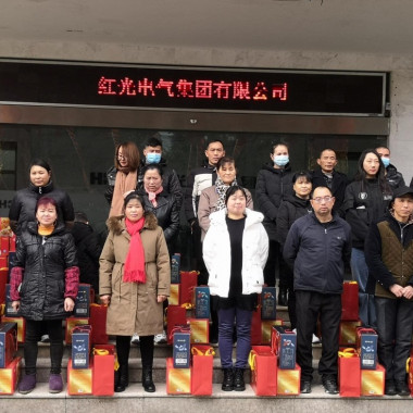 工会慰问送温暖，浓浓眷注显真情